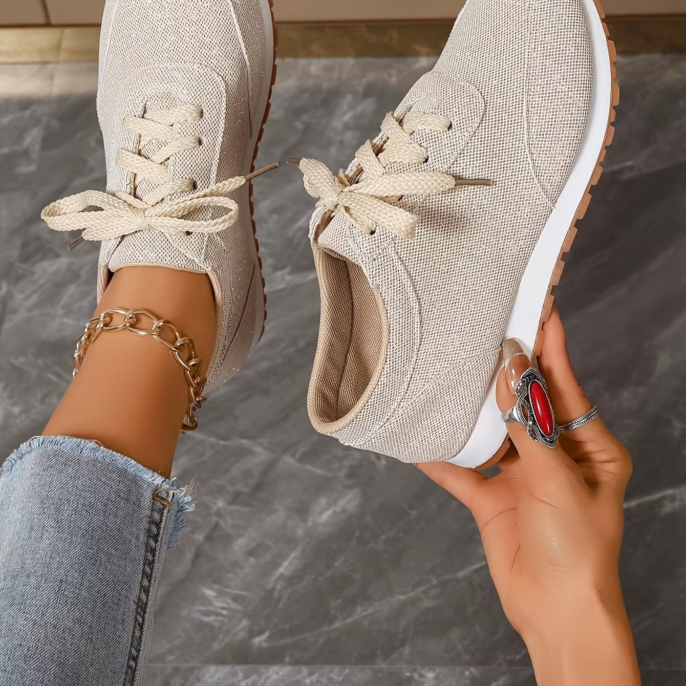 Wilhelmine - Vrouwen Beige Sneakers